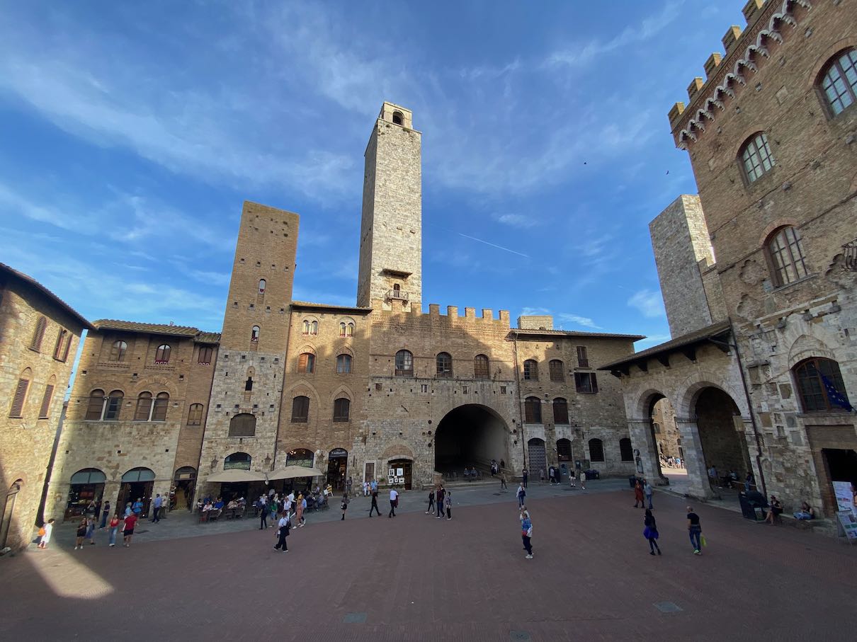 Stadtplatz San Gimignano