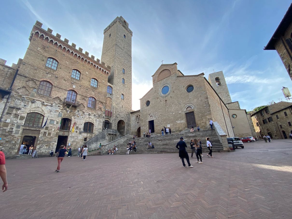 Stadtplatz San Gimignano